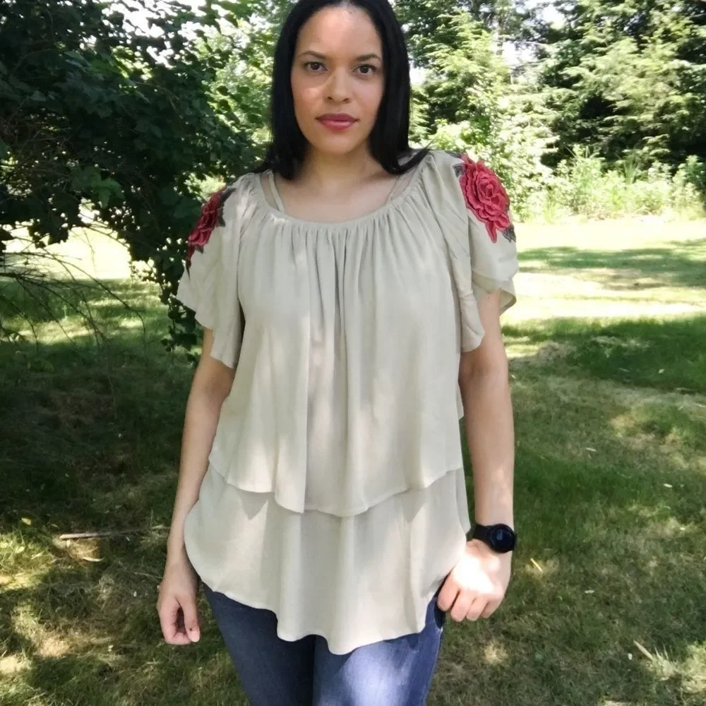Embroidered Blouse - Picture 4 of 5